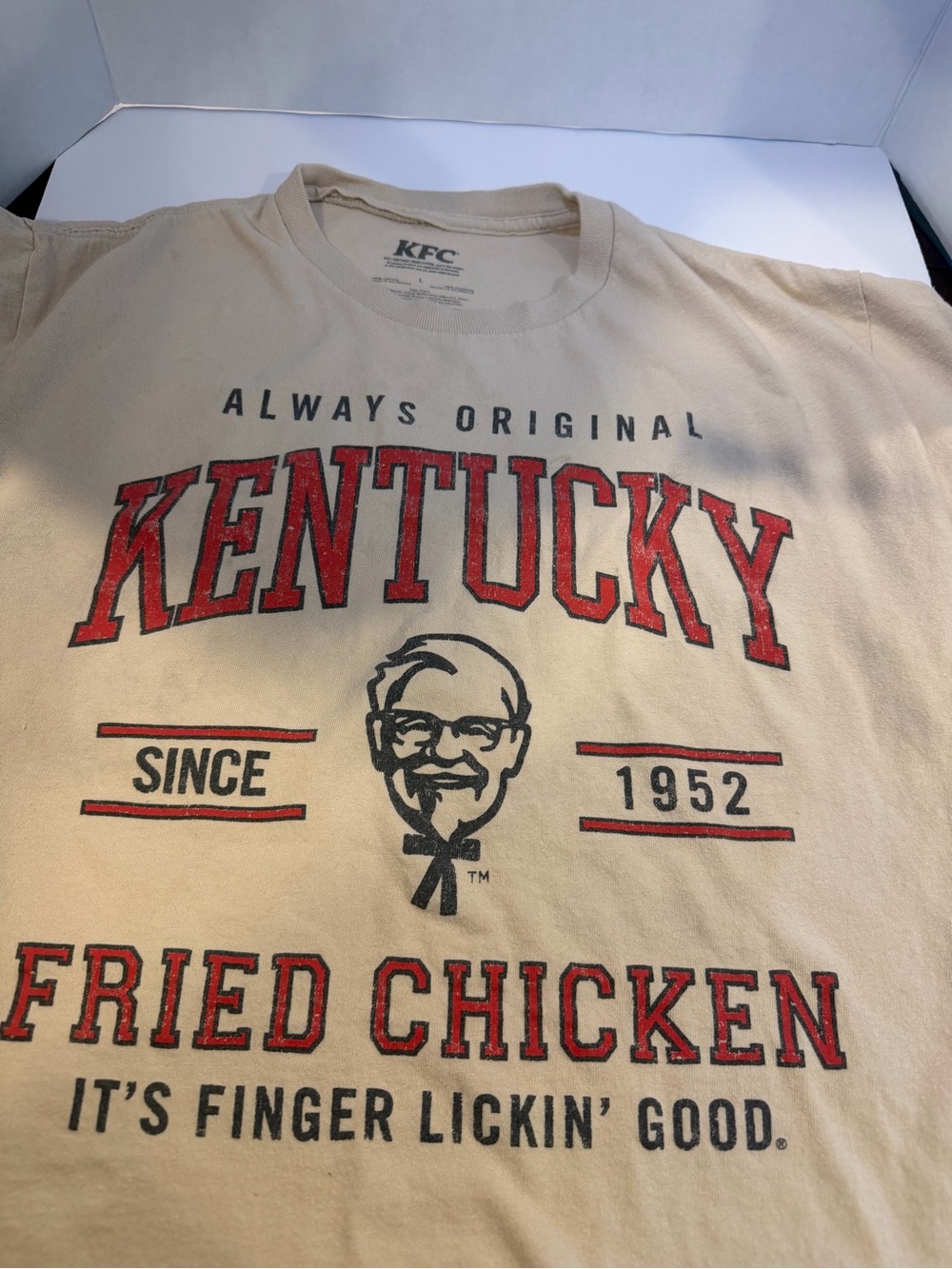 Official KFC Men's Graphic Tee Shirt Size L
